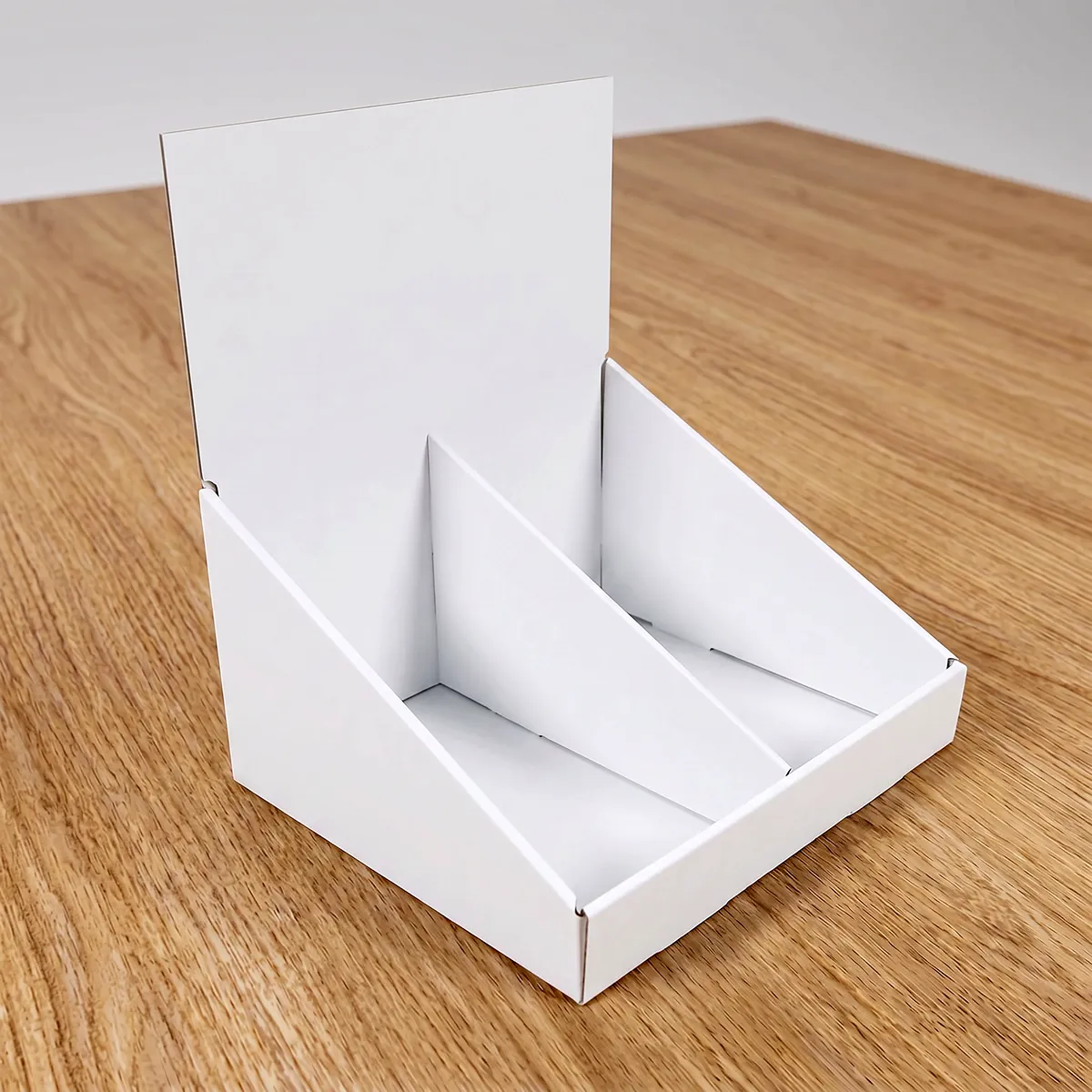 Detalle de Expositores de mesa personalizados (displays de sobremesa)